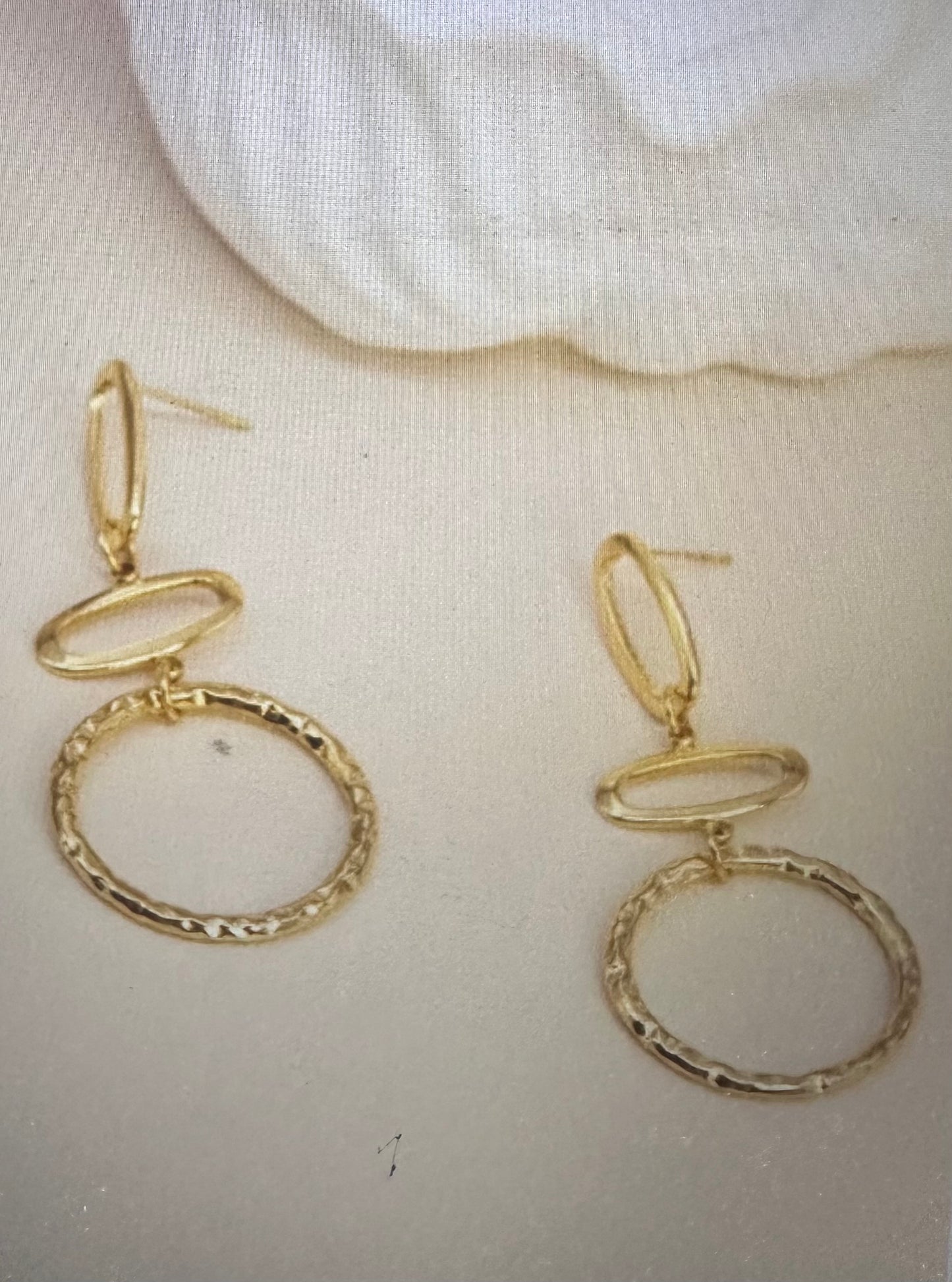 Boucles d’oreilles en acier inoxydable doré – Design géométrique élégant